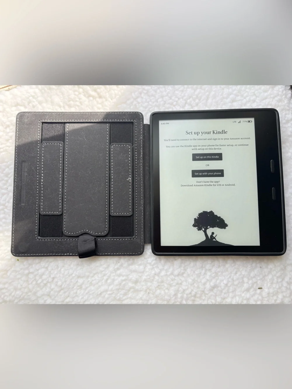 Kindle Oasis 10th Generation wth Standing Case